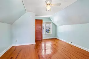 2879 S 91st St, West Allis, WI 53227 - Photo 16