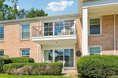 1305 W Main St #203, Lake Geneva, WI 53147 - Photo 2