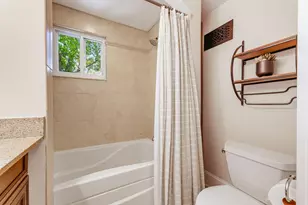 610 N 119th St, Wauwatosa, WI 53226 - Photo 22