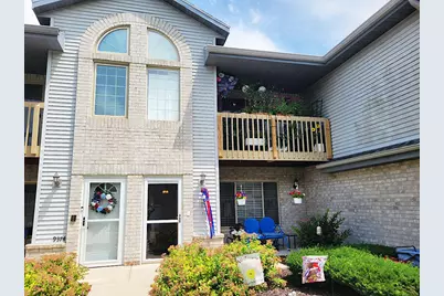 9374 W Loomis Rd #7, Franklin, WI 53132 - Photo 1