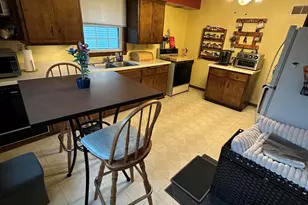 5507 W Oklahoma Ave, Milwaukee, WI 53219 - Photo 8