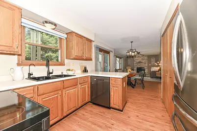 9140  Morgan Ct, Racine, WI 53126 - Photo 16