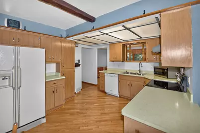 8930 S 21st St, Oak Creek, WI 53154 - Photo 10
