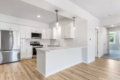 1616  Grey Fox Trl #E, Mukwonago, WI 53149 - Photo 8