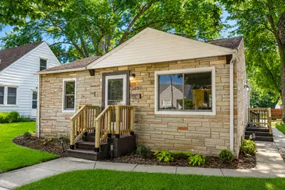2828 N 89th St, Milwaukee, WI 53222 - Photo 1