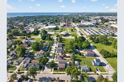 1302  Franklin St, Racine, WI 53403 - Photo 26