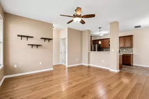 N17W26422 Meadowgrass Circle, Pewaukee, WI 53072 - Photo 8