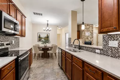 N17W26422  Meadowgrass Cir #E, Pewaukee, WI 53072 - Photo 12