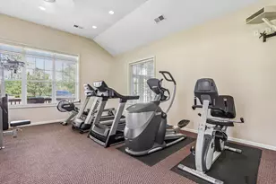 N17W26422 Meadowgrass Circle, Pewaukee, WI 53072 - Photo 38