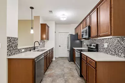 N17W26422  Meadowgrass Cir #E, Pewaukee, WI 53072 - Photo 10