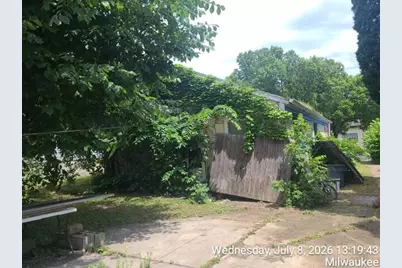 2845 N 58th St, Milwaukee, WI 53210 - Photo 2