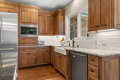 11885  25th Ct, Pleasant Prairie, WI 53158 - Photo 14