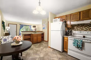160 S Maple Ave, Slinger, WI 53086 - Photo 8