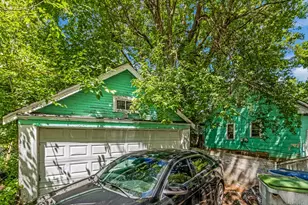 4201 W Sieben Pl, Milwaukee, WI 53216 - Photo 6