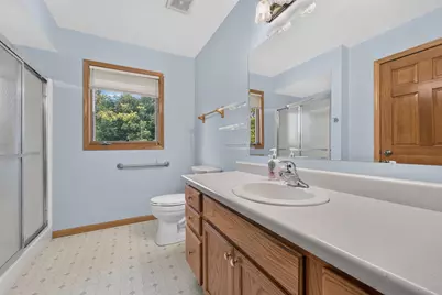 3805  Glencoe Dr, Racine, WI 53403 - Photo 12