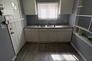 6001 W Carmen Ave, Milwaukee, WI 53218 - Photo 4