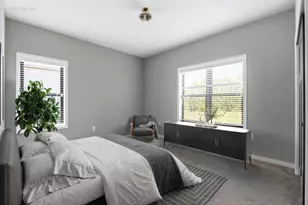 10163 S Woodside Ct, Franklin, WI 53132 - Photo 30