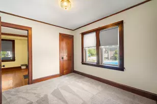1954 S 58th St, West Allis, WI 53219 - Photo 8