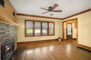 1954 S 58th St, West Allis, WI 53219 - Photo 4