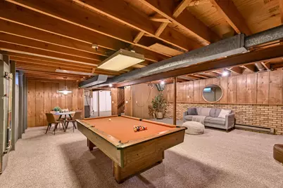 3950 S Camrose Ave, New Berlin, WI 53151 - Photo 24
