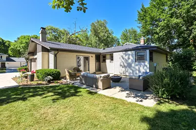 3950 S Camrose Ave, New Berlin, WI 53151 - Photo 32