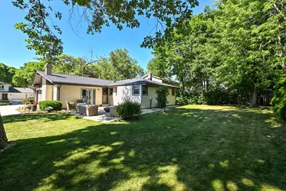 3950 S Camrose Ave, New Berlin, WI 53151 - Photo 26