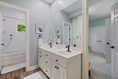 N29W30593  Foxwood Dr, Delafield, WI 53072 - Photo 56