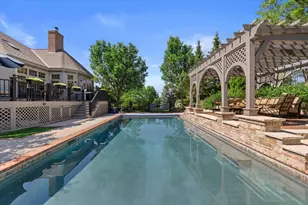 1168 Mary Hill Cir, Hartland, WI 53029 - Photo 2