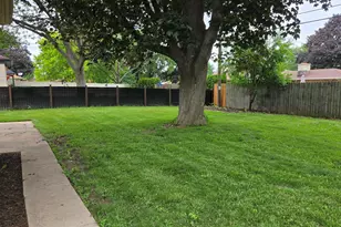 3870 N 86th St, Milwaukee, WI 53222 - Photo 26