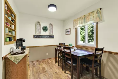 1849  Parknoll Ln, Port Washington, WI 53074 - Photo 8
