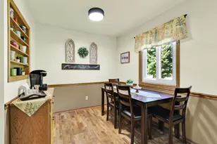 1849 Parknoll Ln, Port Washington, WI 53074 - Photo 8