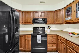1849 Parknoll Ln, Port Washington, WI 53074 - Photo 2