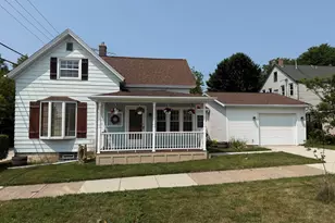 1220 N 15th St, Sheboygan, WI 53081 - Photo 2