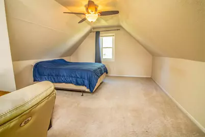 11729 W Washington St, West Allis, WI 53214 - Photo 12