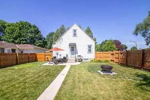 11729 W Washington St, West Allis, WI 53214 - Photo 22