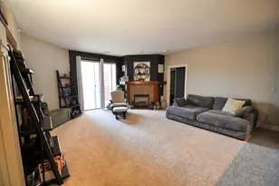 15295 W Library Ln, New Berlin, WI 53151 - Photo 2