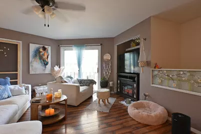 W169N11588  Biscayne Dr #14, Germantown, WI 53022 - Photo 4
