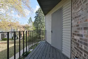 W169N11588 Biscayne Dr, Germantown, WI 53022 - Photo 20