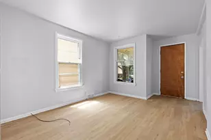 2122 S 26th St, Milwaukee, WI 53215 - Photo 8