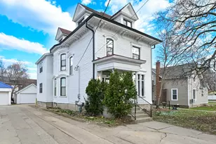 1136 Prairie Ave, Beloit, WI 53511 - Photo 2