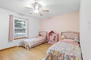 7116 W Carpenter Ave, Greenfield, WI 53220 - Photo 18