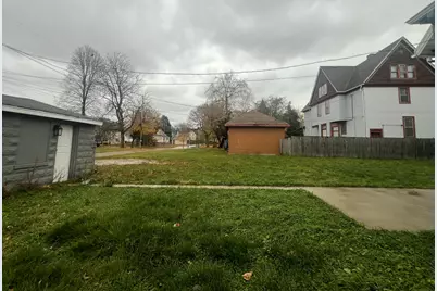 212 W Center St, Milwaukee, WI 53212 - Photo 8