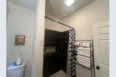 212 W Center St, Milwaukee, WI 53212 - Photo 108