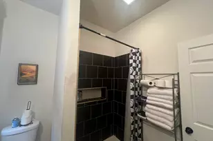 212 W Center St, Milwaukee, WI 53212 - Photo 108