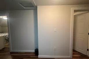 212 W Center St, Milwaukee, WI 53212 - Photo 68