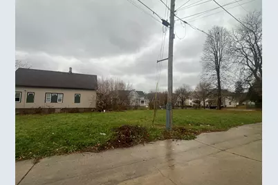 212 W Center St, Milwaukee, WI 53212 - Photo 16