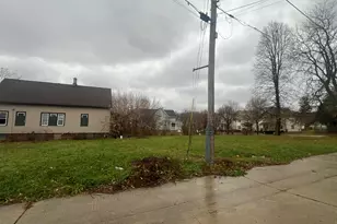 212 W Center St, Milwaukee, WI 53212 - Photo 16