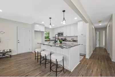 918 W Moreland Blvd, Waukesha, WI 53188 - Photo 6