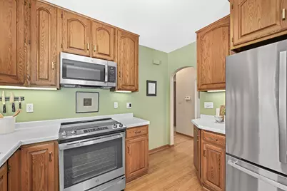 1161  Elm Lawn St, Wauwatosa, WI 53213 - Photo 12