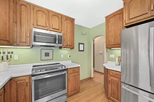 1161 Elm Lawn St, Wauwatosa, WI 53213 - Photo 12